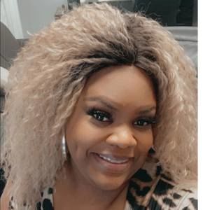 Meet your Posher, Brandy